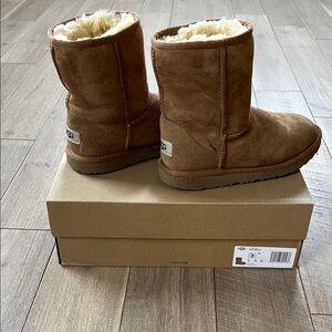 UGG Tan Sheepskin Boots Kids Classic ll size 3